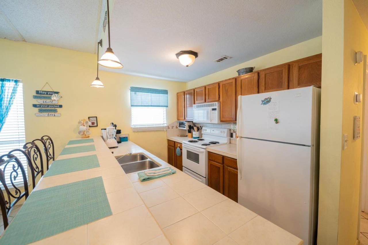 Affordable Spi Family Condo - Walking Distance To The Beach, Sleeps 6, Third Floor, 2025 Traveler Award South Padre Island Exterior foto